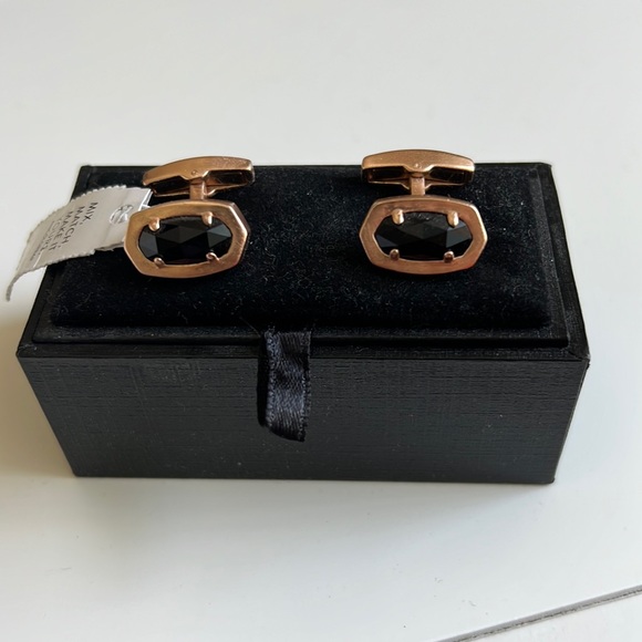 NWT-Kendra Scott Faceted Gold and Onyx Cufflinks